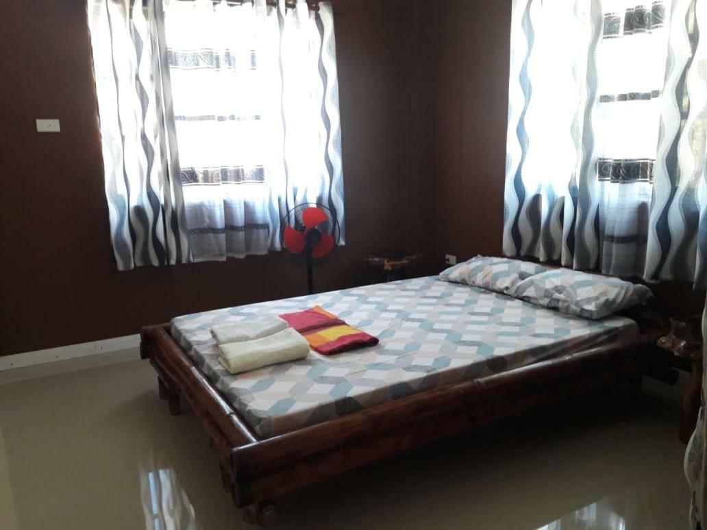 House Of The Rising Sun Bed & Breakfast Ibajay Ngoại thất bức ảnh